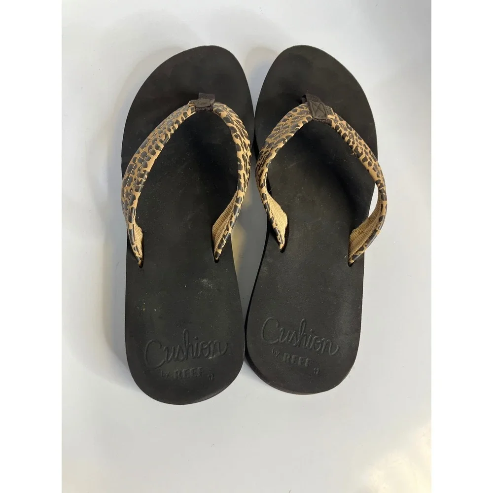 Reef Cushion Breeze Flip Flops Womens 12 Black Leopard Good Animal Print Sandals